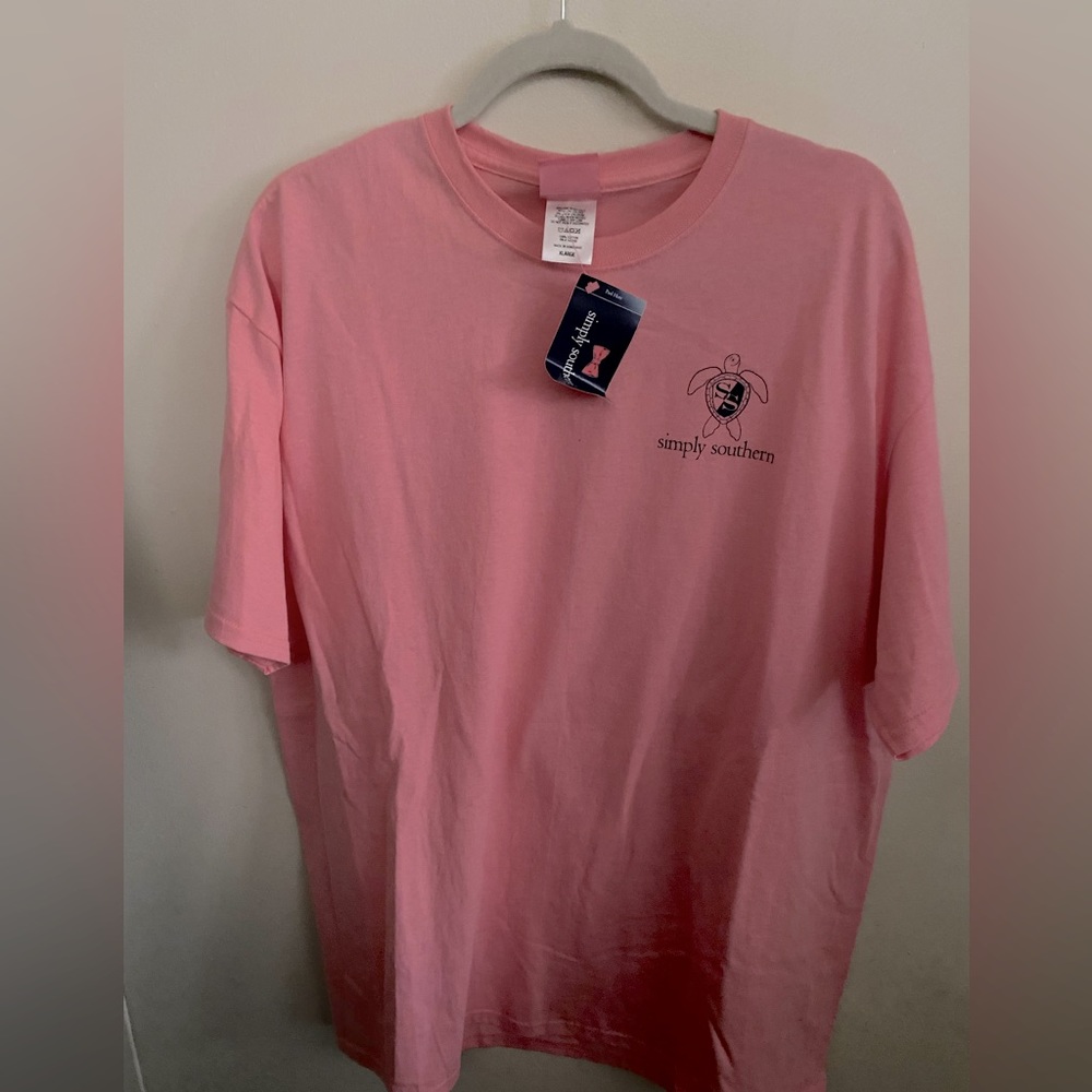 NWT. Women’s Pink Simply Southern T-shirt.